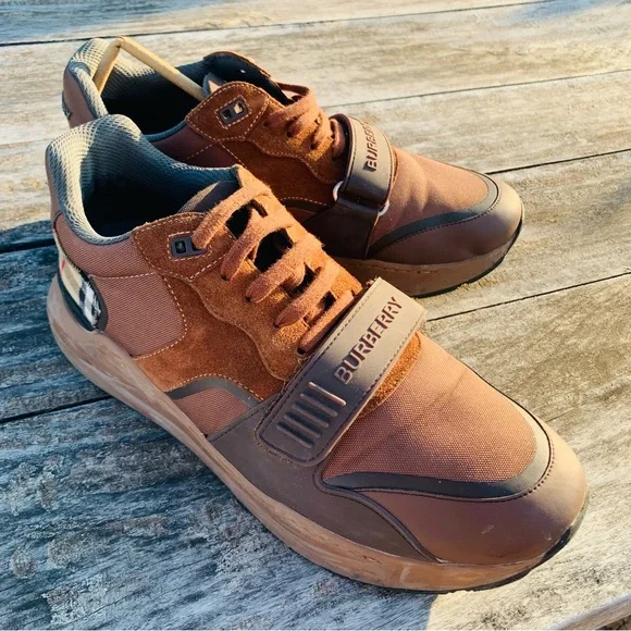Burberry Ramsey Brown Sneakers - Picture 3 of 16